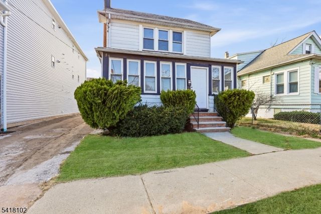 338 E 19Th St, Paterson City, NJ 07524
