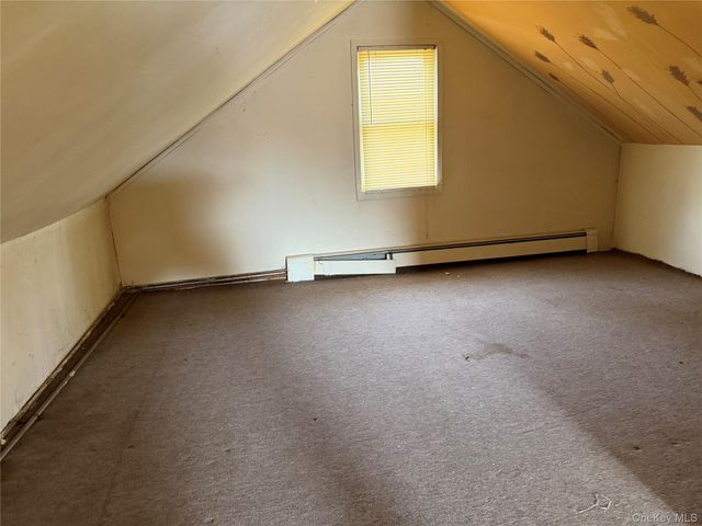 30 Bayview Avenue, Bayport, NY 11705