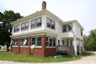 1688 STATE Street, Cazenovia, IL 61545