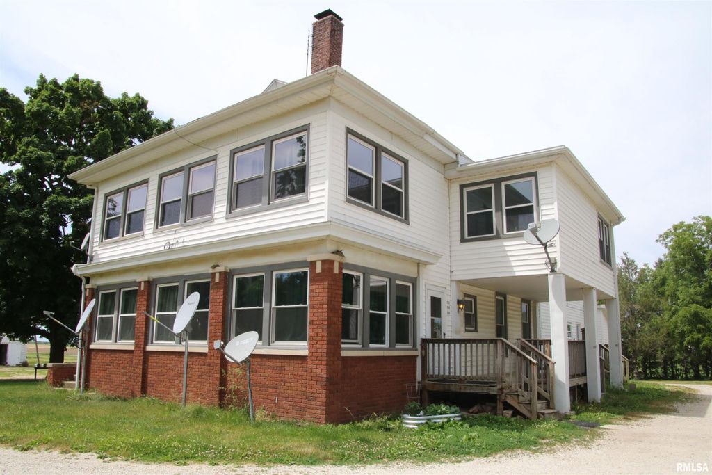 1688 STATE Street, Cazenovia, IL 61545