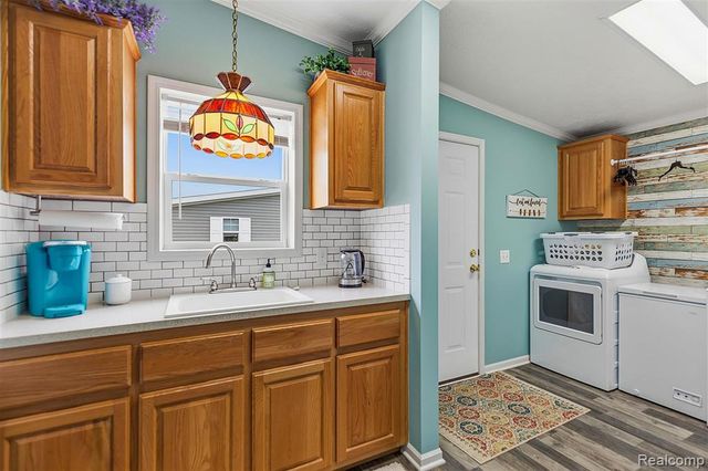 57510 Old Red Ln, Lenox, MI 48048