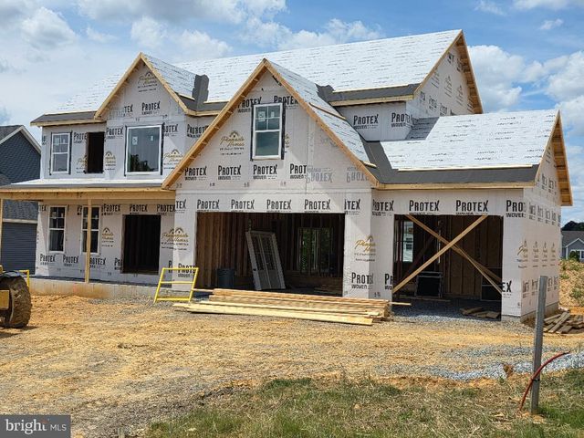 11501 PINNACLE VIEW DR, Waynesboro, PA 17268
