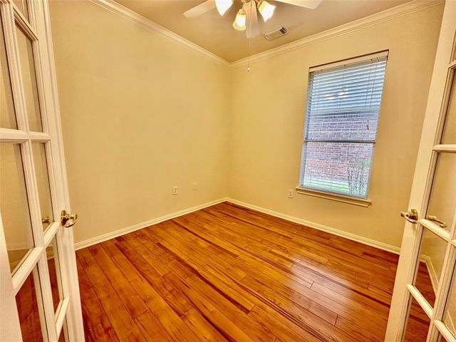 1306 Modena Drive, Pearland, TX 77581
