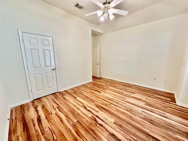 1306 Modena Drive, Pearland, TX 77581