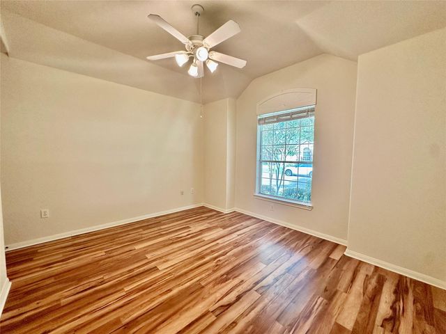 1306 Modena Drive, Pearland, TX 77581