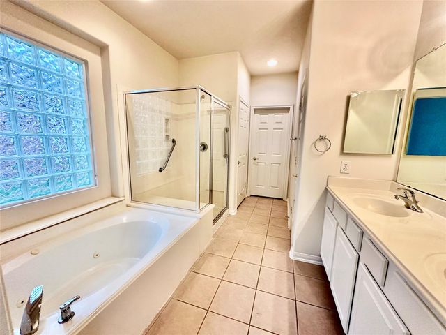 1306 Modena Drive, Pearland, TX 77581
