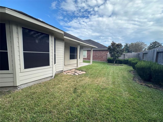 1306 Modena Drive, Pearland, TX 77581