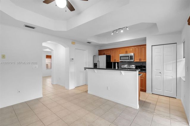 4956 Leeward Ln 3804, Dania Beach, FL 33312