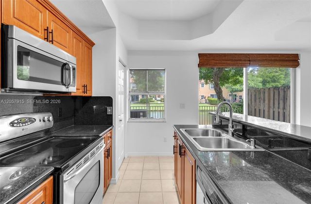4956 Leeward Ln 3804, Dania Beach, FL 33312