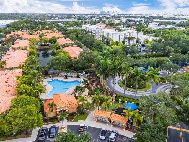4956 Leeward Ln 3804, Dania Beach, FL 33312