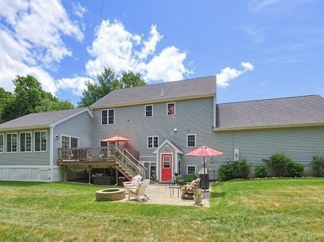 319 Cushing St, Stoughton, MA 02072
