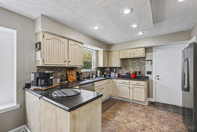 10200 Wright Brothers Court, Washington Twp, OH 45458