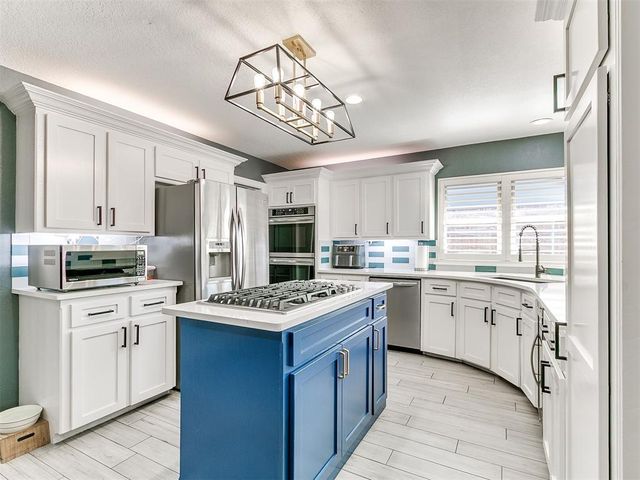 2716 NW 158th Street, Edmond, OK 73013