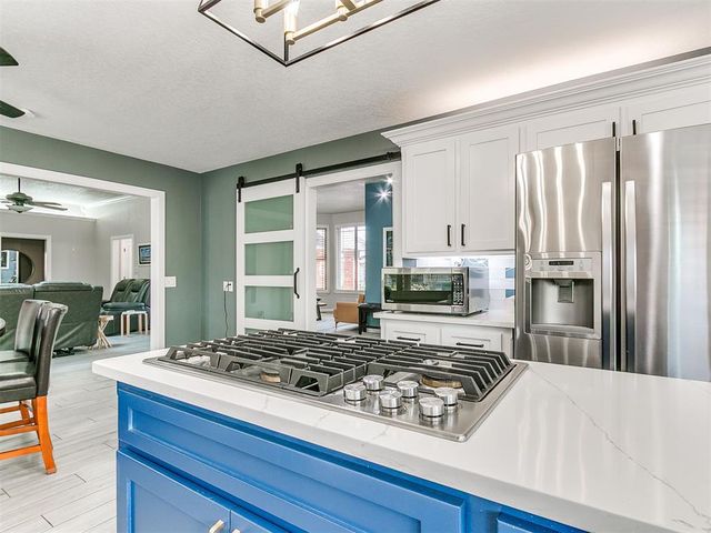 2716 NW 158th Street, Edmond, OK 73013