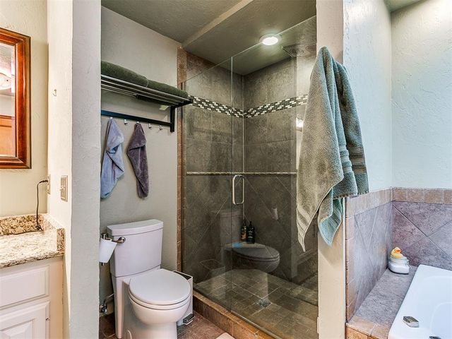 2716 NW 158th Street, Edmond, OK 73013