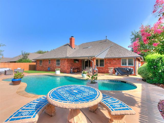 2716 NW 158th Street, Edmond, OK 73013