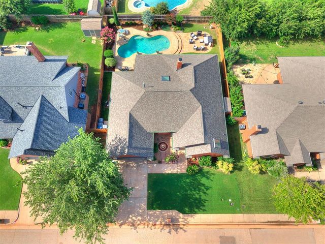 2716 NW 158th Street, Edmond, OK 73013