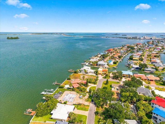 111 SHORE DRIVE, Dunedin, FL 34698