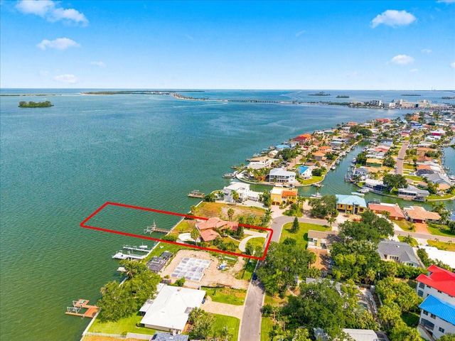 111 SHORE DRIVE, Dunedin, FL 34698