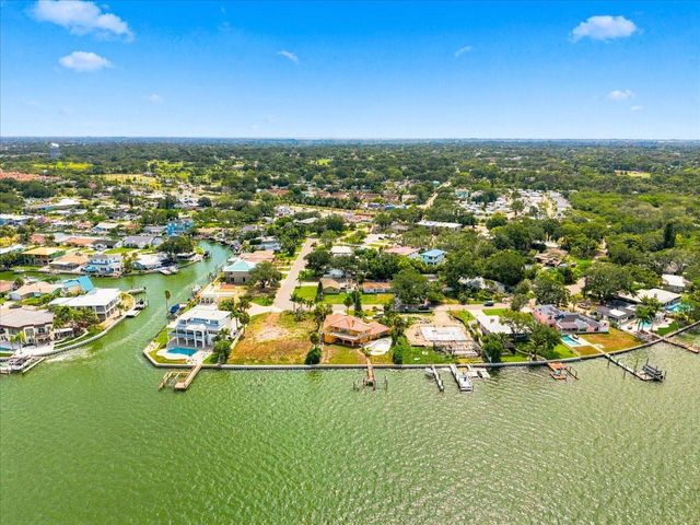 111 SHORE DRIVE, Dunedin, FL 34698