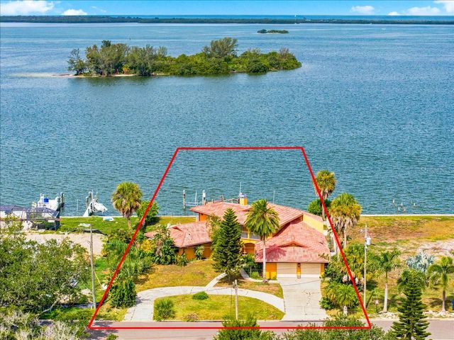111 SHORE DRIVE, Dunedin, FL 34698