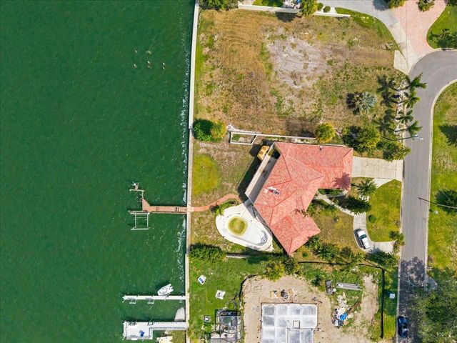 111 SHORE DRIVE, Dunedin, FL 34698