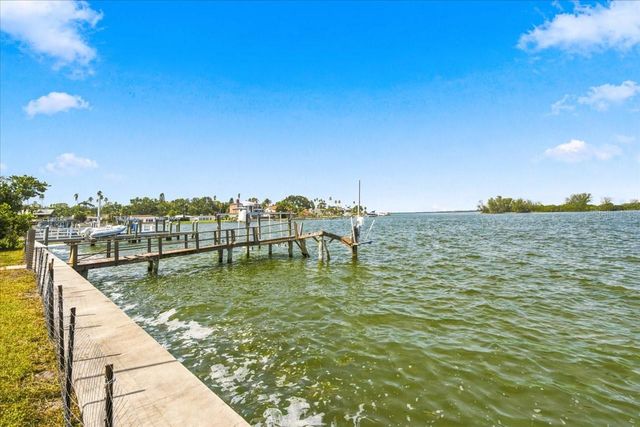 111 SHORE DRIVE, Dunedin, FL 34698