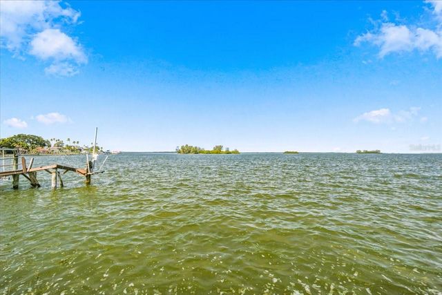 111 SHORE DRIVE, Dunedin, FL 34698