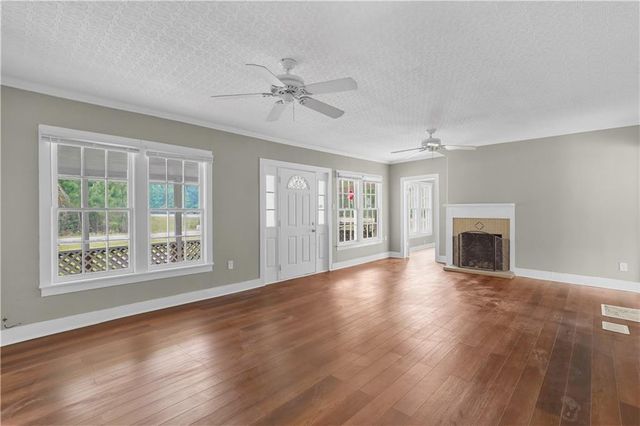 1106 NW Oak Street, Townsend, GA 31331