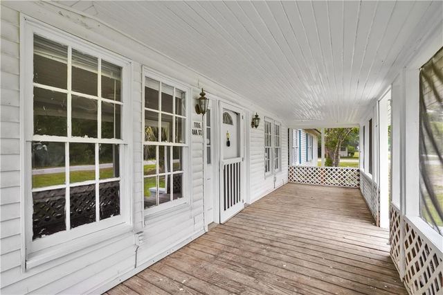 1106 NW Oak Street, Townsend, GA 31331