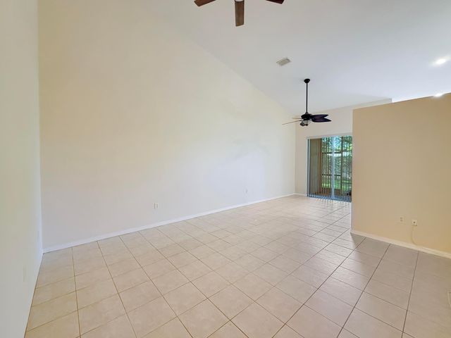 2400 E Aragon Boulevard Unit 2, Sunrise, FL 33313