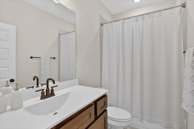 6309 Span Road, The Colony, TX 75056