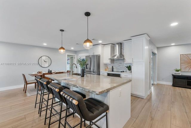 6701 NW 98th Ave, Tamarac, FL 33321