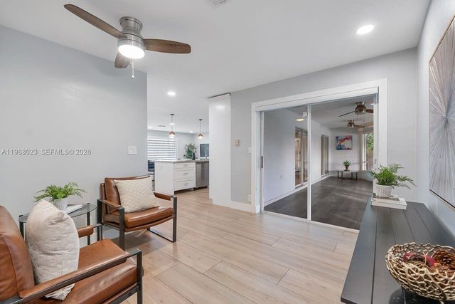 6701 NW 98th Ave, Tamarac, FL 33321