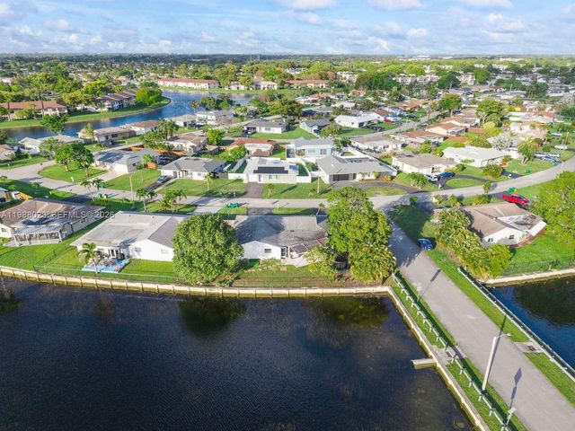 6701 NW 98th Ave, Tamarac, FL 33321