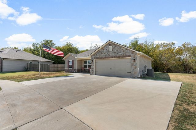 11008 N 100th East Avenue, Owasso, OK 74055