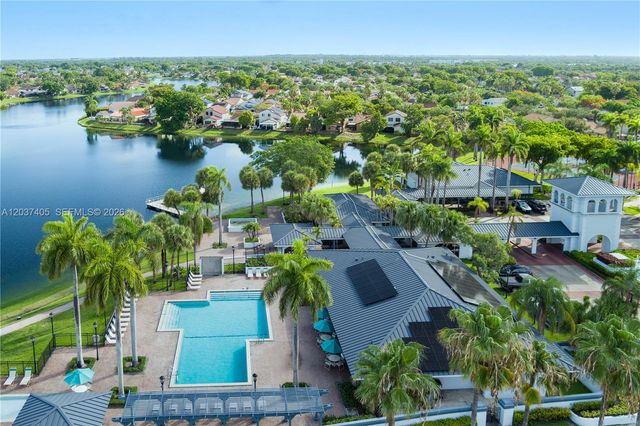 18226 Mediterranean Boulevard 516, Hialeah, FL 33015