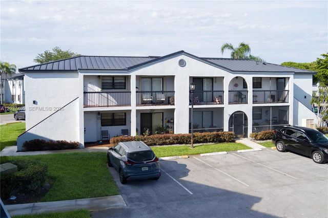 18226 Mediterranean Boulevard 516, Hialeah, FL 33015