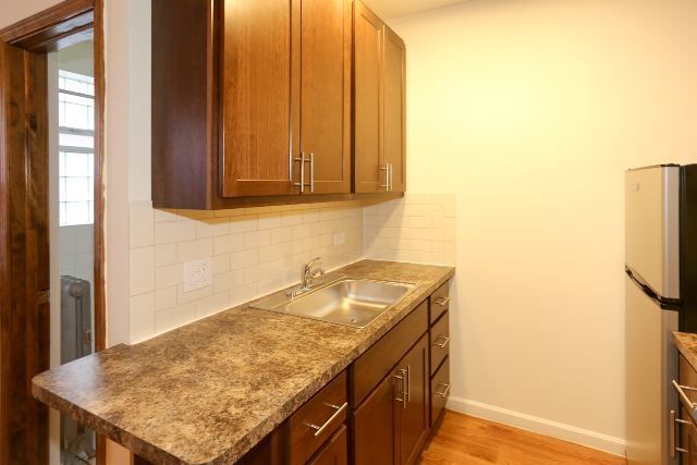 4241 N KENMORE Avenue 106, Chicago, IL 60613