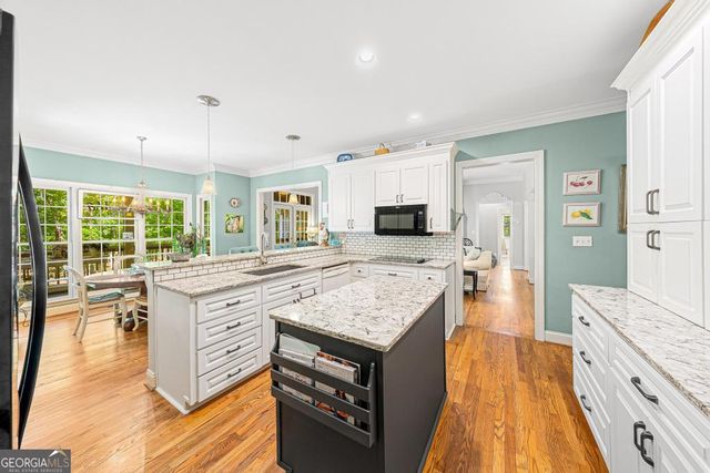 1230 Melody Lane, Hartwell, GA 30643