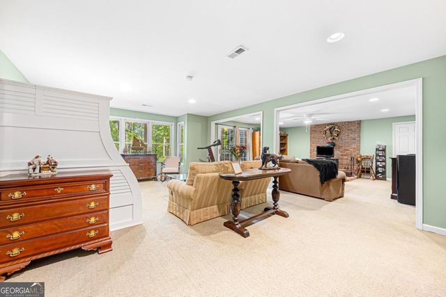 1230 Melody Lane, Hartwell, GA 30643