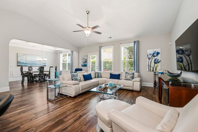 1615 Thornbury Dr., Myrtle Beach, SC 29577