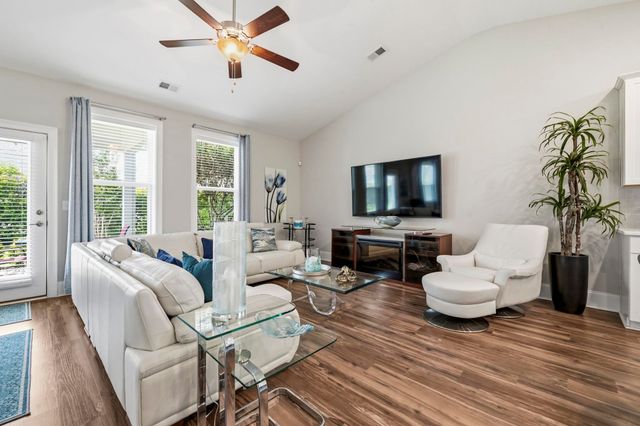 1615 Thornbury Dr., Myrtle Beach, SC 29577
