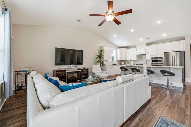 1615 Thornbury Dr., Myrtle Beach, SC 29577