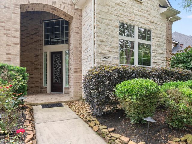 19727 Sage Tree Trail, Humble, TX 77346