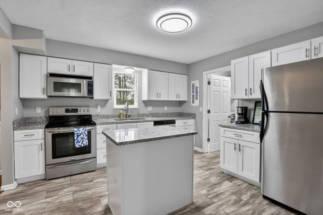 6177 Buttonwood Drive, Noblesville, IN 46062