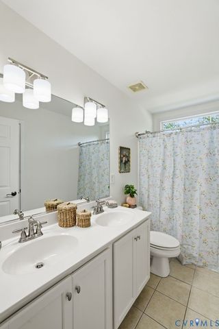 5718 Trail Ride Dr, Moseley, VA 23120