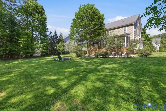 5718 Trail Ride Dr, Moseley, VA 23120