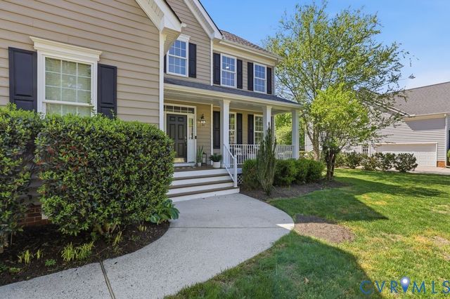 5718 Trail Ride Dr, Moseley, VA 23120