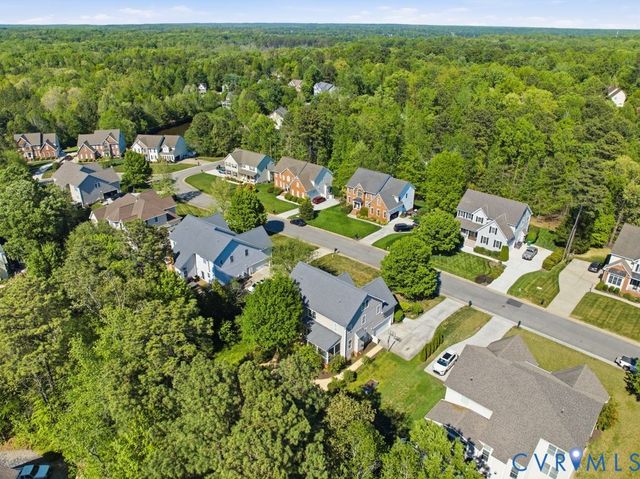 5718 Trail Ride Dr, Moseley, VA 23120